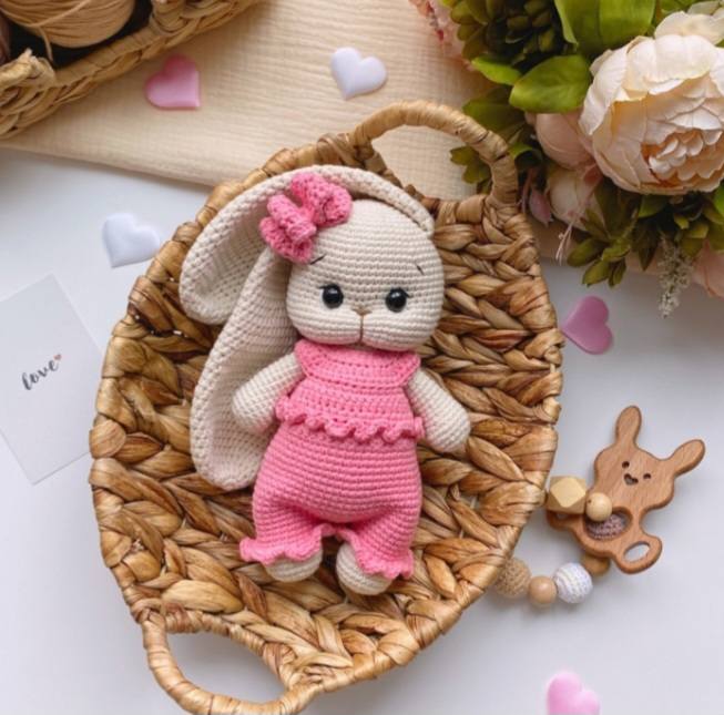 Lulu the Bunny — amigurumi bunny pattern